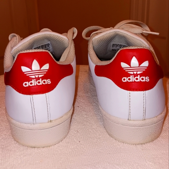 Men's White and Red Adidas Shell Toes (Size 5.5) - Picture 8 of 10